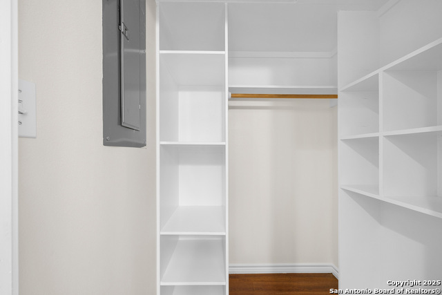 Image 23 of 71 For 5450 Mazurek