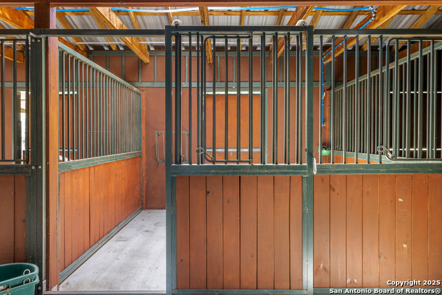 Image 44 of 71 For 5450 Mazurek