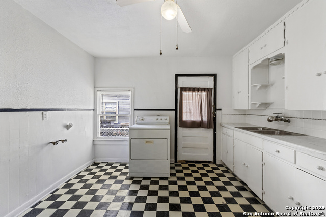 Image 10 of 35 For 631 Magnolia W