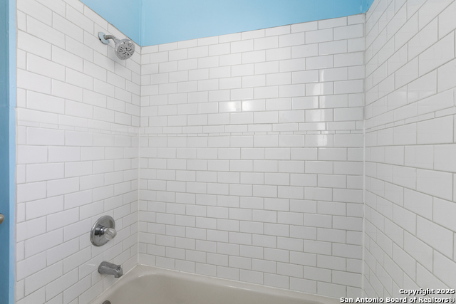 Image 12 of 35 For 631 Magnolia W