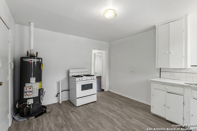 Image 21 of 35 For 631 Magnolia W