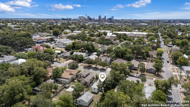 Image 31 of 35 For 631 Magnolia W