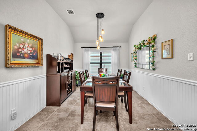 Image 10 of 26 For 5809 Devonwood St