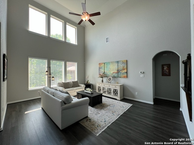 Image 10 of 27 For 27927 Dana Creek