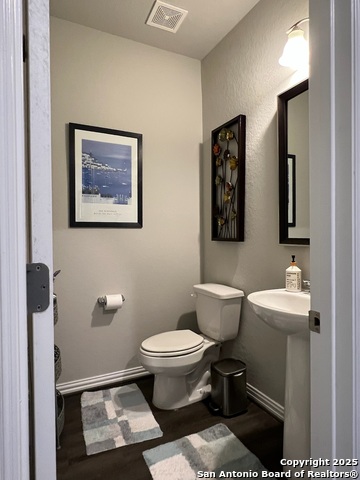 Image 24 of 27 For 27927 Dana Creek