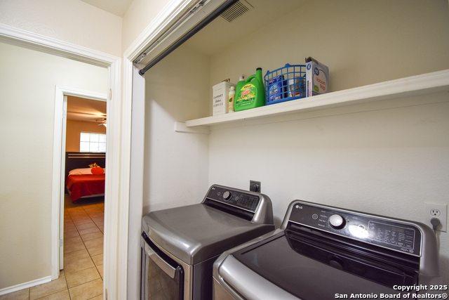 Image 17 of 42 For 222 Tapwood Ln