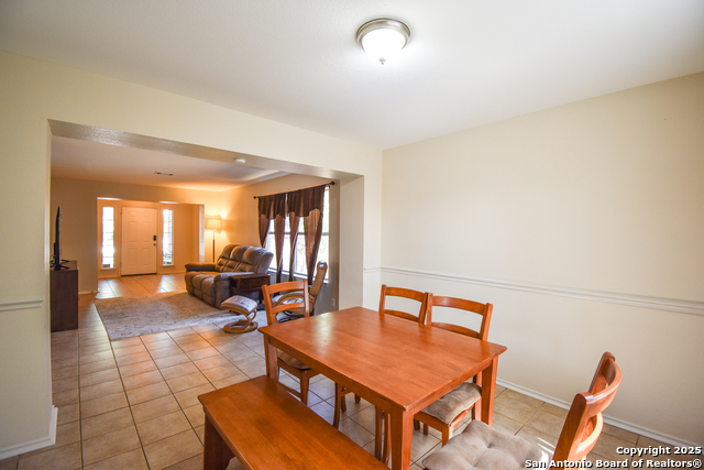 Image 9 of 42 For 222 Tapwood Ln