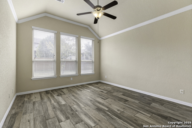 Listing photo id 18 for 12418 Maverick Ranch