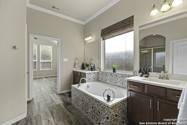 Listing photo id 21 for 12418 Maverick Ranch