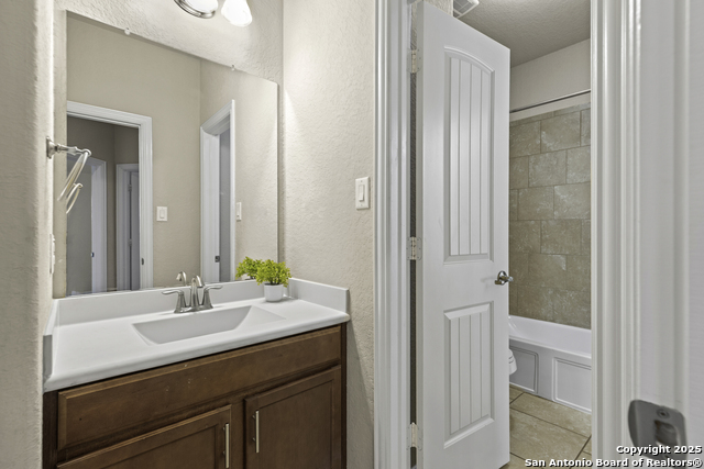 Listing photo id 27 for 12418 Maverick Ranch