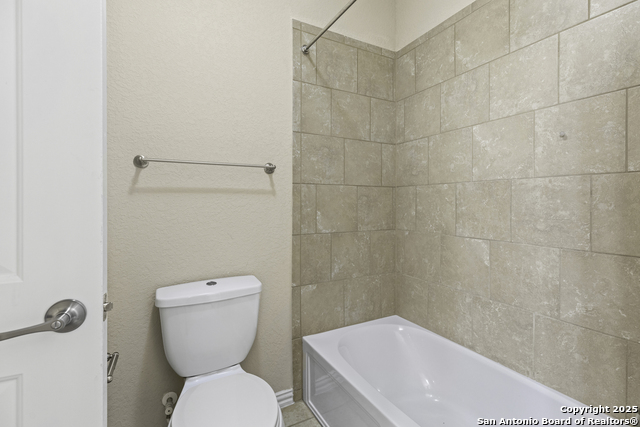 Listing photo id 28 for 12418 Maverick Ranch