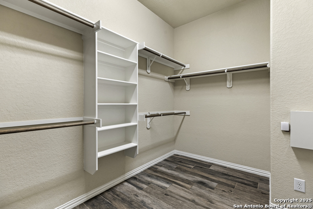 Listing photo id 32 for 12418 Maverick Ranch