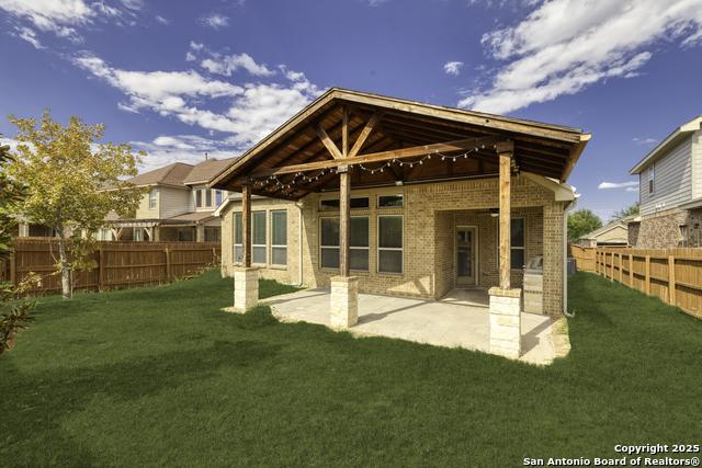 Listing photo id 35 for 12418 Maverick Ranch