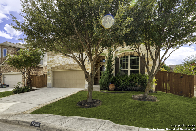 Listing photo id 2 for 12418 Maverick Ranch
