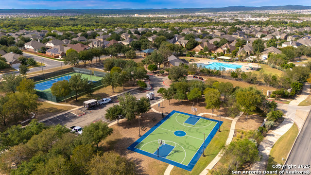 Listing photo id 38 for 12418 Maverick Ranch