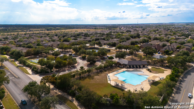 Listing photo id 39 for 12418 Maverick Ranch