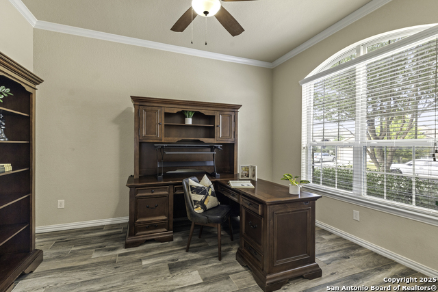 Listing photo id 5 for 12418 Maverick Ranch