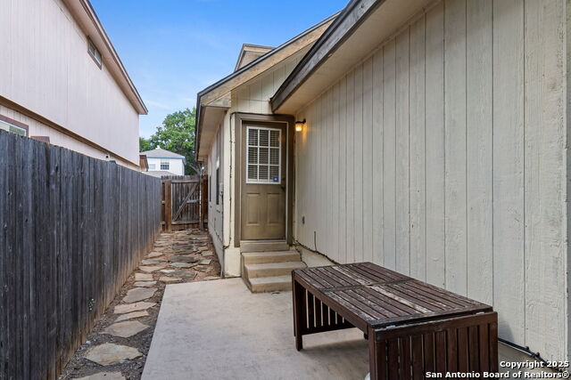 Image 27 of 30 For 9406 Gillcross Way