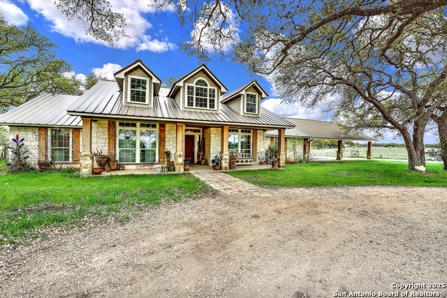Listing photo id 2 for 8354 Fm 1796