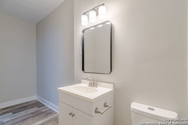 Image 13 of 27 For 1805 Flores N 2