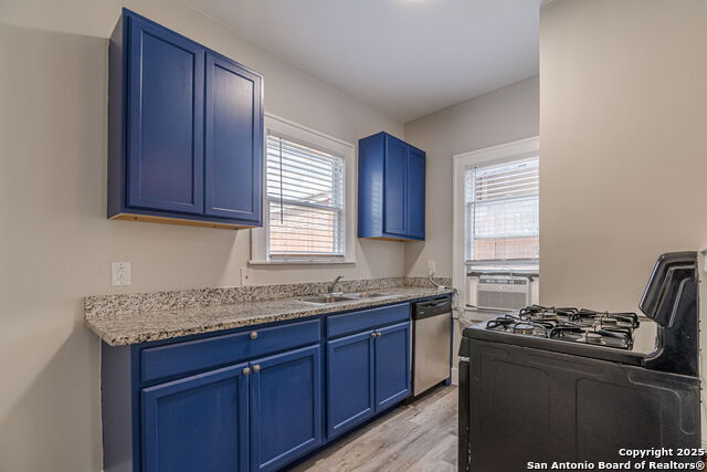 Image 18 of 27 For 1805 Flores N 2