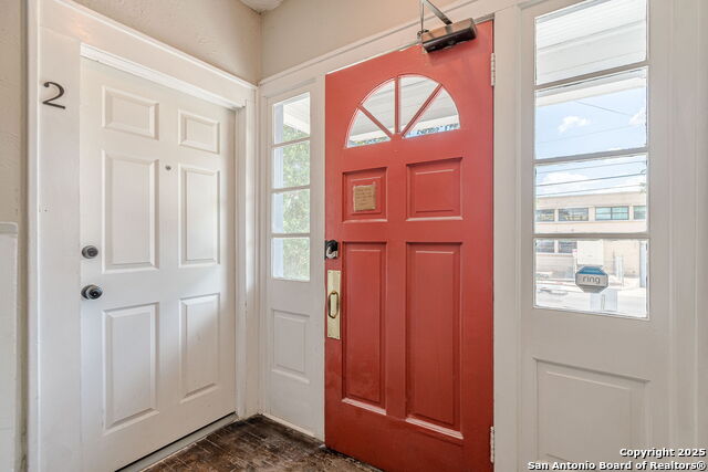 Image 2 of 27 For 1805 Flores N 2