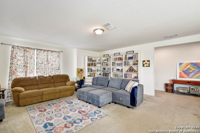 Listing photo id 17 for 145 Rustic