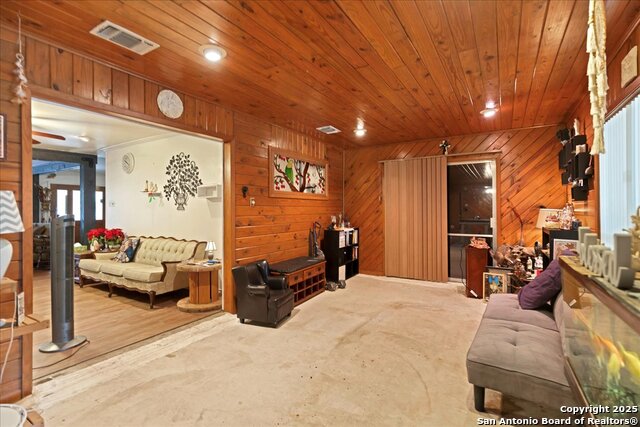 Image 13 of 24 For 5558 Beech Valley
