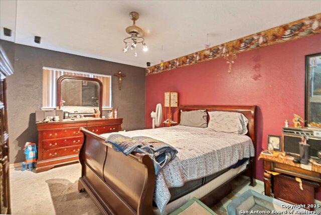Image 15 of 24 For 5558 Beech Valley
