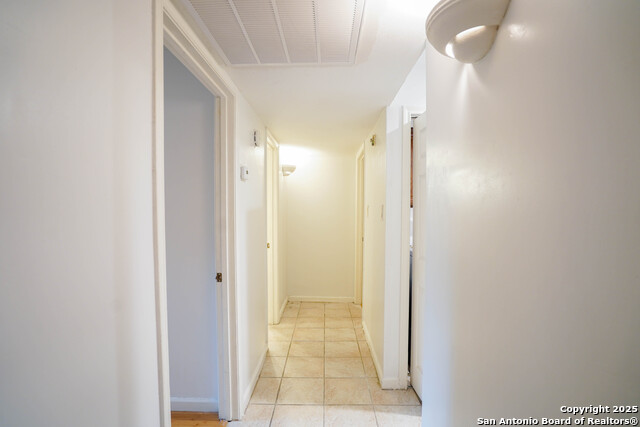 Image 3 of 23 For 13130 Blanco  904