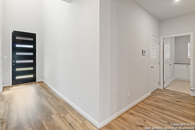 Image 11 of 35 For 1543 Argon