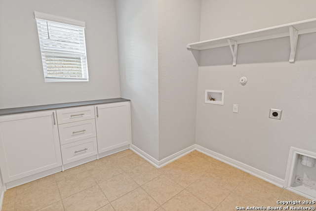 Image 12 of 35 For 1543 Argon