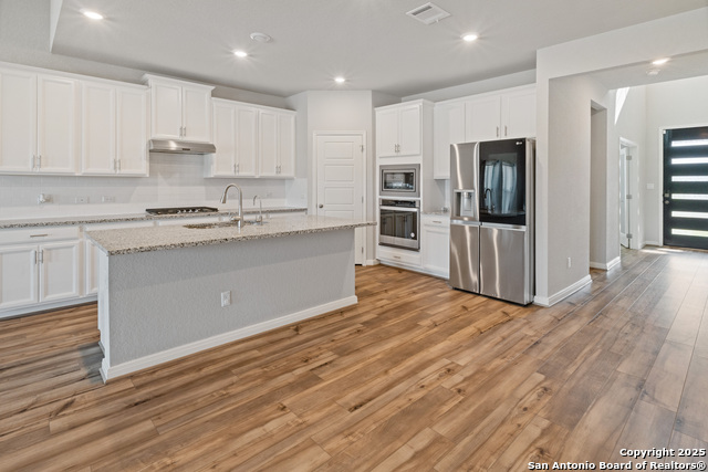 Image 13 of 35 For 1543 Argon