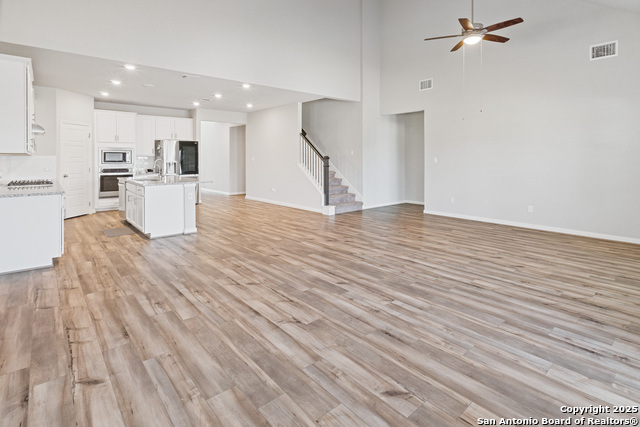 Image 16 of 35 For 1543 Argon