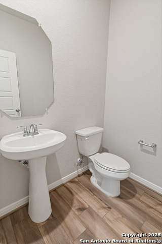 Image 26 of 35 For 1543 Argon