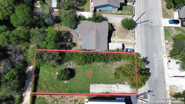 Listing photo id 5 for 1830 Montana