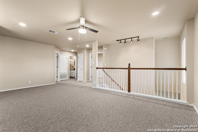 Image 11 of 24 For 116 Cirrus Cv