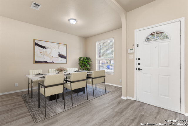 Image 3 of 24 For 116 Cirrus Cv