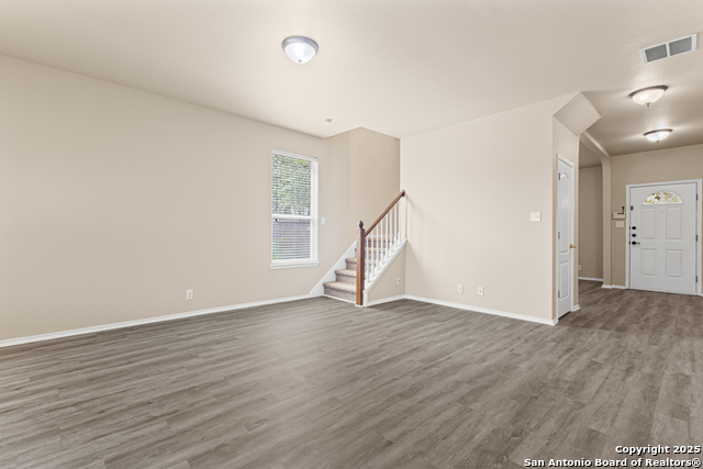 Image 5 of 24 For 116 Cirrus Cv