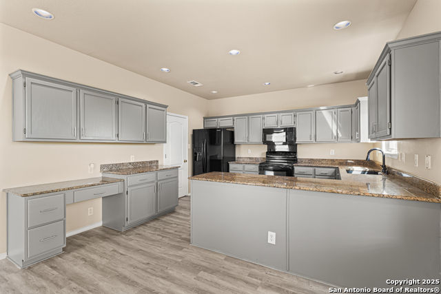 Image 8 of 24 For 116 Cirrus Cv