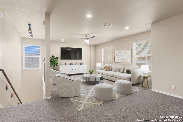 Image 9 of 24 For 116 Cirrus Cv