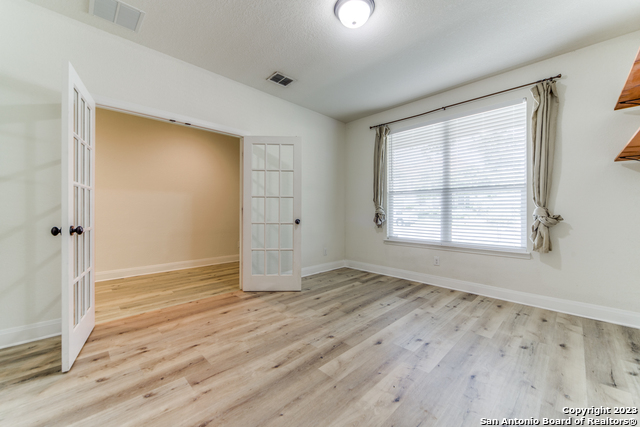 Image 4 of 28 For 108 Rattlesnake Bluff