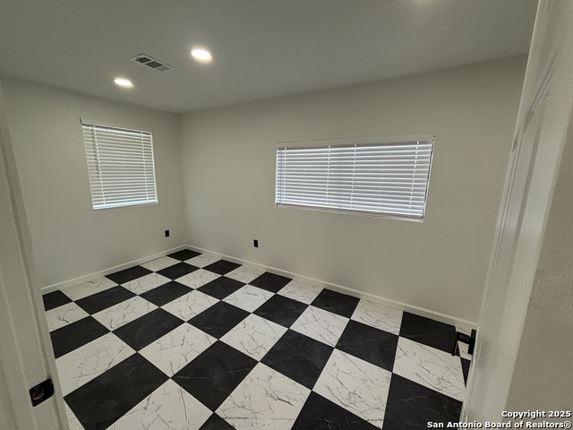 Details for 105 Strickland, Converse, TX 78109