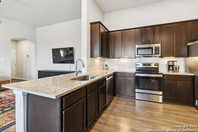 Image 13 of 36 For 3417-3419 Lindsay Lane