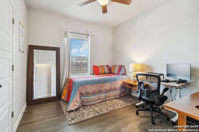 Image 20 of 36 For 3417-3419 Lindsay Lane