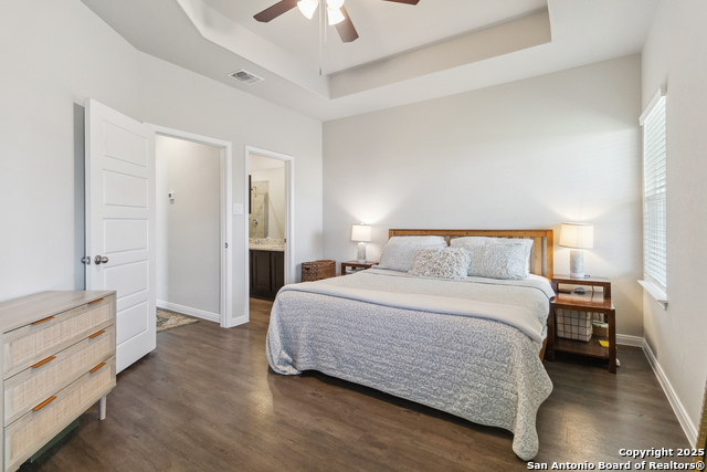 Image 24 of 36 For 3417-3419 Lindsay Lane