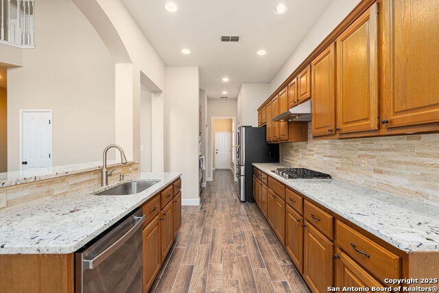 Image 16 of 39 For 159 Da Vinci