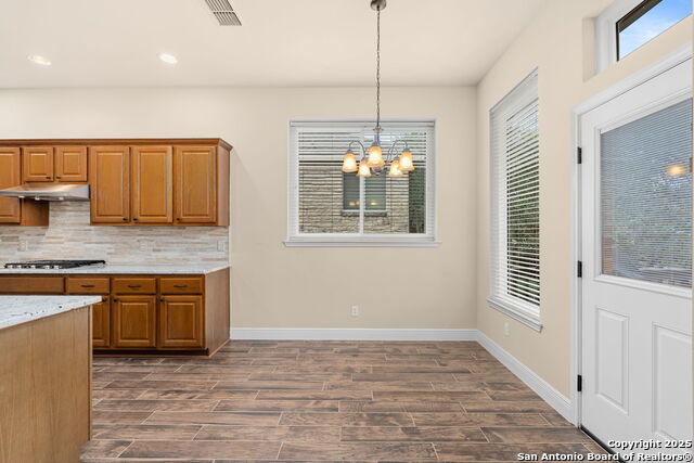 Image 17 of 39 For 159 Da Vinci