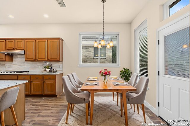 Image 18 of 39 For 159 Da Vinci