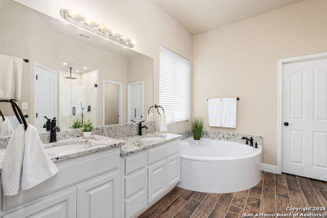 Image 24 of 39 For 159 Da Vinci